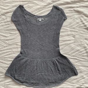 Like new American Eagle Short Sleeve Tunic Sweater